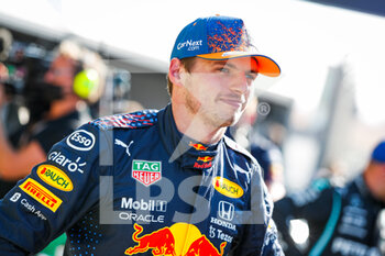 2021-09-04 - VERSTAPPEN Max (ned), Red Bull Racing Honda RB16B, portrait during the Formula 1 Heineken Dutch Grand Prix 2021, 13th round of the 2021 FIA Formula One World Championship from September 3 to 5, 2021 on the Circuit Zandvoort, in Zandvoort, Netherlands - FORMULA 1 HEINEKEN DUTCH GRAND PRIX 2021, 13TH ROUND OF THE 2021 FIA FORMULA ONE WORLD CHAMPIONSHIP - FORMULA 1 - MOTORS