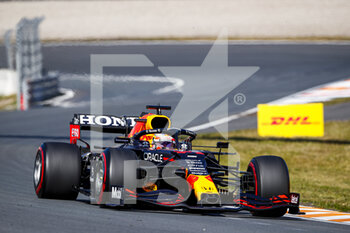 2021-09-05 - 33 VERSTAPPEN Max (nld), Red Bull Racing Honda RB16B, action during the Formula 1 Heineken Dutch Grand Prix 2021, 13th round of the 2021 FIA Formula One World Championship from September 3 to 5, 2021 on the Circuit Zandvoort, in Zandvoort, Netherlands - FORMULA 1 HEINEKEN DUTCH GRAND PRIX 2021, 13TH ROUND OF THE 2021 FIA FORMULA ONE WORLD CHAMPIONSHIP - FORMULA 1 - MOTORS