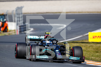 2021-09-05 - 77 BOTTAS Valtteri (fin), Mercedes AMG F1 GP W12 E Performance, action during the Formula 1 Heineken Dutch Grand Prix 2021, 13th round of the 2021 FIA Formula One World Championship from September 3 to 5, 2021 on the Circuit Zandvoort, in Zandvoort, Netherlands - FORMULA 1 HEINEKEN DUTCH GRAND PRIX 2021, 13TH ROUND OF THE 2021 FIA FORMULA ONE WORLD CHAMPIONSHIP - FORMULA 1 - MOTORS
