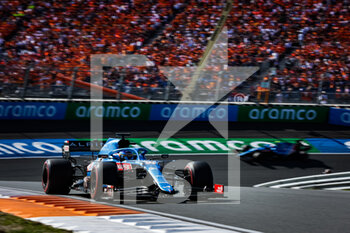 2021-09-05 - 14 ALONSO Fernando (spa), Alpine F1 A521, action during the Formula 1 Heineken Dutch Grand Prix 2021, 13th round of the 2021 FIA Formula One World Championship from September 3 to 5, 2021 on the Circuit Zandvoort, in Zandvoort, Netherlands - FORMULA 1 HEINEKEN DUTCH GRAND PRIX 2021, 13TH ROUND OF THE 2021 FIA FORMULA ONE WORLD CHAMPIONSHIP - FORMULA 1 - MOTORS