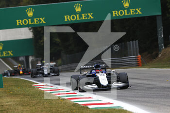 2021-09-10 - 63 RUSSELL George (gbr), Williams Racing F1 FW43B, action during the Formula 1 Heineken Gran Premio D'italia 2021, Italian Grand Prix, 14th round of the 2021 FIA Formula One World Championship from September 9 to 12, 2021 on the Autodromo Nazionale di Monza, in Monza, Italy - FORMULA 1 HEINEKEN GRAN PREMIO D'ITALIA 2021, ITALIAN GRAND PRIX, 14TH ROUND OF THE 2021 FIA FORMULA ONE WORLD CHAMPIONSHIP - FORMULA 1 - MOTORS