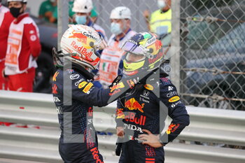 2021-09-11 - VERSTAPPEN Max (ned), Red Bull Racing Honda RB16B, PEREZ Sergio (mex), Red Bull Racing Honda RB16B, portrait during the Formula 1 Heineken Gran Premio D?italia 2021, Italian Grand Prix, 14th round of the 2021 FIA Formula One World Championship from September 9 to 12, 2021 on the Autodromo Nazionale di Monza, in Monza, Italy - FORMULA 1 HEINEKEN GRAN PREMIO D'ITALIA 2021, ITALIAN GRAND PRIX, 14TH ROUND OF THE 2021 FIA FORMULA ONE WORLD CHAMPIONSHIP - FORMULA 1 - MOTORS