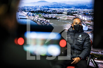 2021-09-23 - HAMILTON Lewis (gbr), Mercedes AMG F1 GP W12 E Performance, portrait during the Formula 1 VTB Russian Grand Prix 2021, 15th round of the 2021 FIA Formula One World Championship from September 24 to 26, 2021 on the Sochi Autodrom, in Sochi, Russia - FORMULA 1 VTB RUSSIAN GRAND PRIX 2021, 15TH ROUND OF THE 2021 FIA FORMULA ONE WORLD CHAMPIONSHIP - FORMULA 1 - MOTORS