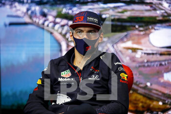 2021-09-23 - VERSTAPPEN Max (ned), Red Bull Racing Honda RB16B, portrait during the Formula 1 VTB Russian Grand Prix 2021, 15th round of the 2021 FIA Formula One World Championship from September 24 to 26, 2021 on the Sochi Autodrom, in Sochi, Russia - FORMULA 1 VTB RUSSIAN GRAND PRIX 2021, 15TH ROUND OF THE 2021 FIA FORMULA ONE WORLD CHAMPIONSHIP - FORMULA 1 - MOTORS