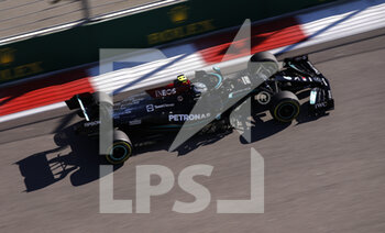 2021-09-23 - 77 BOTTAS Valtteri (fin), Mercedes AMG F1 GP W12 E Performance, action during the Formula 1 VTB Russian Grand Prix 2021, 15th round of the 2021 FIA Formula One World Championship from September 24 to 26, 2021 on the Sochi Autodrom, in Sochi, Russia - FORMULA 1 VTB RUSSIAN GRAND PRIX 2021, 15TH ROUND OF THE 2021 FIA FORMULA ONE WORLD CHAMPIONSHIP - FORMULA 1 - MOTORS