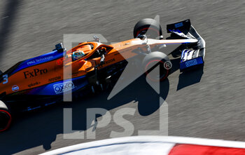2021-09-23 - 03 RICCIARDO Daniel (aus), McLaren MCL35M, action during the Formula 1 VTB Russian Grand Prix 2021, 15th round of the 2021 FIA Formula One World Championship from September 24 to 26, 2021 on the Sochi Autodrom, in Sochi, Russia - FORMULA 1 VTB RUSSIAN GRAND PRIX 2021, 15TH ROUND OF THE 2021 FIA FORMULA ONE WORLD CHAMPIONSHIP - FORMULA 1 - MOTORS