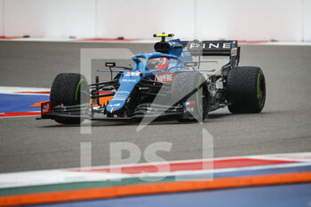 2021-09-25 - 31 OCON Esteban (fra), Alpine F1 A521, action during the Formula 1 VTB Russian Grand Prix 2021, 15th round of the 2021 FIA Formula One World Championship from September 24 to 26, 2021 on the Sochi Autodrom, in Sochi, Russia - FORMULA 1 VTB RUSSIAN GRAND PRIX 2021, 15TH ROUND OF THE 2021 FIA FORMULA ONE WORLD CHAMPIONSHIP - FORMULA 1 - MOTORS