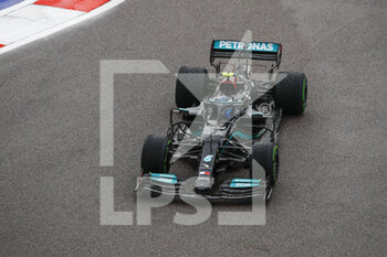 2021-09-25 - 77 BOTTAS Valtteri (fin), Mercedes AMG F1 GP W12 E Performance, action during the Formula 1 VTB Russian Grand Prix 2021, 15th round of the 2021 FIA Formula One World Championship from September 24 to 26, 2021 on the Sochi Autodrom, in Sochi, Russia - FORMULA 1 VTB RUSSIAN GRAND PRIX 2021, 15TH ROUND OF THE 2021 FIA FORMULA ONE WORLD CHAMPIONSHIP - FORMULA 1 - MOTORS
