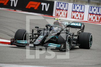 2021-09-26 - 77 BOTTAS Valtteri (fin), Mercedes AMG F1 GP W12 E Performance, action during the Formula 1 VTB Russian Grand Prix 2021, 15th round of the 2021 FIA Formula One World Championship from September 24 to 26, 2021 on the Sochi Autodrom, in Sochi, Russia - FORMULA 1 VTB RUSSIAN GRAND PRIX 2021, 15TH ROUND OF THE 2021 FIA FORMULA ONE WORLD CHAMPIONSHIP - FORMULA 1 - MOTORS