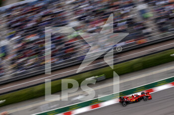 2021-09-26 - 16 LECLERC Charles (mco), Scuderia Ferrari SF21, action during the Formula 1 VTB Russian Grand Prix 2021, 15th round of the 2021 FIA Formula One World Championship from September 24 to 26, 2021 on the Sochi Autodrom, in Sochi, Russia - FORMULA 1 VTB RUSSIAN GRAND PRIX 2021, 15TH ROUND OF THE 2021 FIA FORMULA ONE WORLD CHAMPIONSHIP - FORMULA 1 - MOTORS