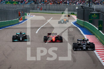 2021-09-26 - 44 HAMILTON Lewis (gbr), Mercedes AMG F1 GP W12 E Performance, action 55 SAINZ Carlos (spa), Scuderia Ferrari SF21, action 10 GASLY Pierre (fra), Scuderia AlphaTauri Honda AT02, action during the Formula 1 VTB Russian Grand Prix 2021, 15th round of the 2021 FIA Formula One World Championship from September 24 to 26, 2021 on the Sochi Autodrom, in Sochi, Russia - FORMULA 1 VTB RUSSIAN GRAND PRIX 2021, 15TH ROUND OF THE 2021 FIA FORMULA ONE WORLD CHAMPIONSHIP - FORMULA 1 - MOTORS
