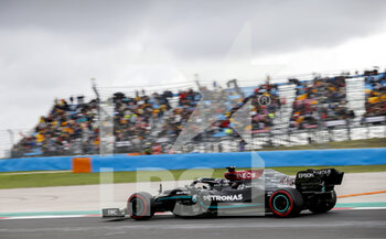 2021-10-08 - 44 HAMILTON Lewis (gbr), Mercedes AMG F1 GP W12 E Performance, action during the Formula 1 Rolex Turkish Grand Prix 2021, 16th round of the 2021 FIA Formula One World Championship from October 8 to 10, 2021 on the Istanbul Park, in Tuzla, Turkey - FORMULA 1 ROLEX TURKISH GRAND PRIX 2021, 16TH ROUND OF THE 2021 FIA FORMULA ONE WORLD CHAMPIONSHIP - FORMULA 1 - MOTORS
