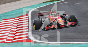 2021-10-09 - 16 LECLERC Charles (mco), Scuderia Ferrari SF21, action during the Formula 1 Rolex Turkish Grand Prix 2021, 16th round of the 2021 FIA Formula One World Championship from October 8 to 10, 2021 on the Istanbul Park, in Tuzla, Turkey - FORMULA 1 ROLEX TURKISH GRAND PRIX 2021, 16TH ROUND OF THE 2021 FIA FORMULA ONE WORLD CHAMPIONSHIP - FORMULA 1 - MOTORS