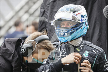 2021-10-10 - BOTTAS Valtteri (fin), Mercedes AMG F1 GP W12 E Performance, portrait during the Formula 1 Rolex Turkish Grand Prix 2021, 16th round of the 2021 FIA Formula One World Championship from October 8 to 10, 2021 on the Istanbul Park, in Tuzla, Turkey - FORMULA 1 ROLEX TURKISH GRAND PRIX 2021, 16TH ROUND OF THE 2021 FIA FORMULA ONE WORLD CHAMPIONSHIP - FORMULA 1 - MOTORS