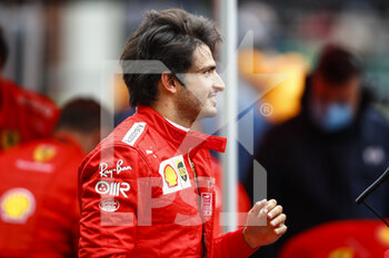 2021-10-10 - SAINZ Carlos (spa), Scuderia Ferrari SF21, portrait during the Formula 1 Rolex Turkish Grand Prix 2021, 16th round of the 2021 FIA Formula One World Championship from October 8 to 10, 2021 on the Istanbul Park, in Tuzla, Turkey - FORMULA 1 ROLEX TURKISH GRAND PRIX 2021, 16TH ROUND OF THE 2021 FIA FORMULA ONE WORLD CHAMPIONSHIP - FORMULA 1 - MOTORS