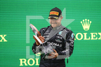 2021-10-10 - BOTTAS Valtteri (fin), Mercedes AMG F1 GP W12 E Performance, portrait celebrating his victory at the podium during the Formula 1 Rolex Turkish Grand Prix 2021, 16th round of the 2021 FIA Formula One World Championship from October 8 to 10, 2021 on the Istanbul Park, in Tuzla, Turkey - FORMULA 1 ROLEX TURKISH GRAND PRIX 2021, 16TH ROUND OF THE 2021 FIA FORMULA ONE WORLD CHAMPIONSHIP - FORMULA 1 - MOTORS