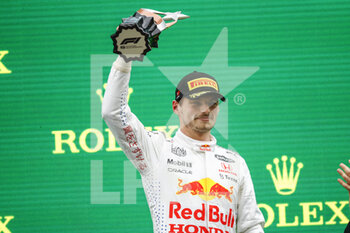 2021-10-10 - VERSTAPPEN Max (ned), Red Bull Racing Honda RB16B, portrait podium during the Formula 1 Rolex Turkish Grand Prix 2021, 16th round of the 2021 FIA Formula One World Championship from October 8 to 10, 2021 on the Istanbul Park, in Tuzla, Turkey - FORMULA 1 ROLEX TURKISH GRAND PRIX 2021, 16TH ROUND OF THE 2021 FIA FORMULA ONE WORLD CHAMPIONSHIP - FORMULA 1 - MOTORS
