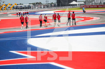 2021-10-21 - GIOVINAZZI Antonio (ita), Alfa Romeo Racing ORLEN C41, portrait trackwalk during the Formula 1 Aramco United States Grand Prix 2021, 17th round of the 2021 FIA Formula One World Championship from October 21 to 24, 2021 on the Circuit of the Americas, in Austin, Texas, United States of American - FORMULA 1 ARAMCO UNITED STATES GRAND PRIX 2021, 17TH ROUND OF THE 2021 FIA FORMULA ONE WORLD CHAMPIONSHIP - FORMULA 1 - MOTORS