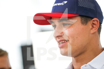 2021-10-21 - NORRIS Lando (gbr), McLaren MCL35M, portrait during the Formula 1 Aramco United States Grand Prix 2021, 17th round of the 2021 FIA Formula One World Championship from October 21 to 24, 2021 on the Circuit of the Americas, in Austin, Texas, United States of American - FORMULA 1 ARAMCO UNITED STATES GRAND PRIX 2021, 17TH ROUND OF THE 2021 FIA FORMULA ONE WORLD CHAMPIONSHIP - FORMULA 1 - MOTORS