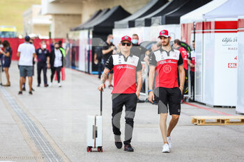 2021-10-21 - RAIKKONEN Kimi (fin), Alfa Romeo Racing ORLEN C41, GIOVINAZZI Antonio (ita), Alfa Romeo Racing ORLEN C41, portrait during the Formula 1 Aramco United States Grand Prix 2021, 17th round of the 2021 FIA Formula One World Championship from October 21 to 24, 2021 on the Circuit of the Americas, in Austin, Texas, United States of American - FORMULA 1 ARAMCO UNITED STATES GRAND PRIX 2021, 17TH ROUND OF THE 2021 FIA FORMULA ONE WORLD CHAMPIONSHIP - FORMULA 1 - MOTORS