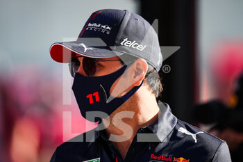 2021-10-22 - PEREZ Sergio (mex), Red Bull Racing Honda RB16B, portrait during the Formula 1 Aramco United States Grand Prix 2021, 17th round of the 2021 FIA Formula One World Championship from October 21 to 24, 2021 on the Circuit of the Americas, in Austin, Texas, United States of American - FORMULA 1 ARAMCO UNITED STATES GRAND PRIX 2021, 17TH ROUND OF THE 2021 FIA FORMULA ONE WORLD CHAMPIONSHIP - FORMULA 1 - MOTORS