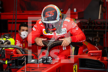 2021-10-22 - SAINZ Carlos (spa), Scuderia Ferrari SF21, portrait during the Formula 1 Aramco United States Grand Prix 2021, 17th round of the 2021 FIA Formula One World Championship from October 21 to 24, 2021 on the Circuit of the Americas, in Austin, Texas, United States of American - FORMULA 1 ARAMCO UNITED STATES GRAND PRIX 2021, 17TH ROUND OF THE 2021 FIA FORMULA ONE WORLD CHAMPIONSHIP - FORMULA 1 - MOTORS