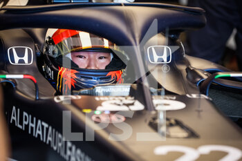 2021-10-22 - TSUNODA Yuki (jap), Scuderia AlphaTauri Honda AT02, portrait during the Formula 1 Aramco United States Grand Prix 2021, 17th round of the 2021 FIA Formula One World Championship from October 21 to 24, 2021 on the Circuit of the Americas, in Austin, Texas, United States of American - FORMULA 1 ARAMCO UNITED STATES GRAND PRIX 2021, 17TH ROUND OF THE 2021 FIA FORMULA ONE WORLD CHAMPIONSHIP - FORMULA 1 - MOTORS