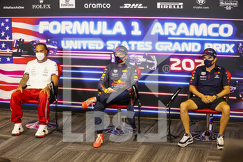2021-10-23 - HAMILTON Lewis (gbr), Mercedes AMG F1 GP W12 E Performance, VERSTAPPEN Max (ned), Red Bull Racing Honda RB16B, PEREZ Sergio (mex), Red Bull Racing Honda RB16B, press conference during the Formula 1 Aramco United States Grand Prix 2021, 17th round of the 2021 FIA Formula One World Championship from October 21 to 24, 2021 on the Circuit of the Americas, in Austin, Texas, United States of American - FORMULA 1 ARAMCO UNITED STATES GRAND PRIX 2021, 17TH ROUND OF THE 2021 FIA FORMULA ONE WORLD CHAMPIONSHIP - FORMULA 1 - MOTORS