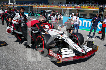 2021-10-24 - 07 RAIKKONEN Kimi (fin), Alfa Romeo Racing ORLEN C41, starting grid during the Formula 1 Aramco United States Grand Prix 2021, 17th round of the 2021 FIA Formula One World Championship from October 21 to 24, 2021 on the Circuit of the Americas, in Austin, Texas, United States of American - FORMULA 1 ARAMCO UNITED STATES GRAND PRIX 2021, 17TH ROUND OF THE 2021 FIA FORMULA ONE WORLD CHAMPIONSHIP - FORMULA 1 - MOTORS