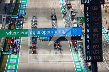 2021-10-24 - starting grid, grille de depart, during the Formula 1 Aramco United States Grand Prix 2021, 17th round of the 2021 FIA Formula One World Championship from October 21 to 24, 2021 on the Circuit of the Americas, in Austin, Texas, United States of American - FORMULA 1 ARAMCO UNITED STATES GRAND PRIX 2021, 17TH ROUND OF THE 2021 FIA FORMULA ONE WORLD CHAMPIONSHIP - FORMULA 1 - MOTORS