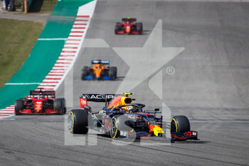 2021-10-24 - 11 PEREZ Sergio (mex), Red Bull Racing Honda RB16B, action during the Formula 1 Aramco United States Grand Prix 2021, 17th round of the 2021 FIA Formula One World Championship from October 21 to 24, 2021 on the Circuit of the Americas, in Austin, Texas, United States of American - FORMULA 1 ARAMCO UNITED STATES GRAND PRIX 2021, 17TH ROUND OF THE 2021 FIA FORMULA ONE WORLD CHAMPIONSHIP - FORMULA 1 - MOTORS