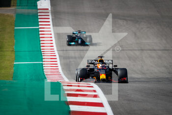 2021-10-24 - 33 VERSTAPPEN Max (nld), Red Bull Racing Honda RB16B, action during the Formula 1 Aramco United States Grand Prix 2021, 17th round of the 2021 FIA Formula One World Championship from October 21 to 24, 2021 on the Circuit of the Americas, in Austin, Texas, United States of American - FORMULA 1 ARAMCO UNITED STATES GRAND PRIX 2021, 17TH ROUND OF THE 2021 FIA FORMULA ONE WORLD CHAMPIONSHIP - FORMULA 1 - MOTORS
