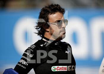 2021-10-24 - ALONSO Fernando (spa), Alpine F1 A521, portrait during the Formula 1 Aramco United States Grand Prix 2021, 17th round of the 2021 FIA Formula One World Championship from October 21 to 24, 2021 on the Circuit of the Americas, in Austin, Texas, United States of American - FORMULA 1 ARAMCO UNITED STATES GRAND PRIX 2021, 17TH ROUND OF THE 2021 FIA FORMULA ONE WORLD CHAMPIONSHIP - FORMULA 1 - MOTORS
