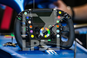 2021-11-04 - Steering wheel of the Alpine F1 A521, mechanical detail during the Formula 1 Gran Premio De La Ciudad De Mexico 2021, Mexico City Grand Prix, 18th round of the 2021 FIA Formula One World Championship from November 5 to 7, 2021 on the Autodromo Hermanos Rodriguez, in Mexico City, Mexico - FORMULA 1 GRAN PREMIO DE LA CIUDAD DE MEXICO 2021, MEXICO CITY GRAND PRIX, 18TH ROUND OF THE 2021 FIA FORMULA ONE WORLD CHAMPIONSHIP - FORMULA 1 - MOTORS