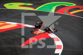 2021-11-04 - 33 VERSTAPPEN Max (nld), Red Bull Racing Honda RB16B, action during the Formula 1 Gran Premio De La Ciudad De Mexico 2021, Mexico City Grand Prix, 18th round of the 2021 FIA Formula One World Championship from November 5 to 7, 2021 on the Autodromo Hermanos Rodriguez, in Mexico City, Mexico - FORMULA 1 GRAN PREMIO DE LA CIUDAD DE MEXICO 2021, MEXICO CITY GRAND PRIX, 18TH ROUND OF THE 2021 FIA FORMULA ONE WORLD CHAMPIONSHIP - FORMULA 1 - MOTORS