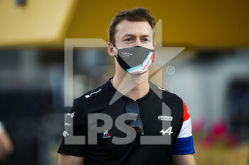2021-11-18 - KVYAT Daniil (rus), Reserve Driver of Alpine F1 Team, portrait during the Formula 1 Ooredoo Qatar Grand Prix 2021, 20th round of the 2021 FIA Formula One World Championship from November 19 to 21, 2021 on the Losail International Circuit, in Lusail, Qatar - FORMULA 1 OOREDOO QATAR GRAND PRIX 2021, 20TH ROUND OF THE 2021 FIA FORMULA ONE WORLD CHAMPIONSHIP - FORMULA 1 - MOTORS