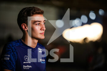 2021-11-18 - RUSSELL George (gbr), Williams Racing F1 FW43B, portrait during the Formula 1 Ooredoo Qatar Grand Prix 2021, 20th round of the 2021 FIA Formula One World Championship from November 19 to 21, 2021 on the Losail International Circuit, in Lusail, Qatar - FORMULA 1 OOREDOO QATAR GRAND PRIX 2021, 20TH ROUND OF THE 2021 FIA FORMULA ONE WORLD CHAMPIONSHIP - FORMULA 1 - MOTORS