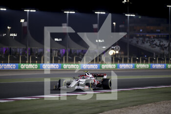 2021-11-19 - 99 GIOVINAZZI Antonio (ita), Alfa Romeo Racing ORLEN C41, action during the Formula 1 Ooredoo Qatar Grand Prix 2021, 20th round of the 2021 FIA Formula One World Championship from November 19 to 21, 2021 on the Losail International Circuit, in Lusail, Qatar - FORMULA 1 OOREDOO QATAR GRAND PRIX 2021, 20TH ROUND OF THE 2021 FIA FORMULA ONE WORLD CHAMPIONSHIP - FORMULA 1 - MOTORS