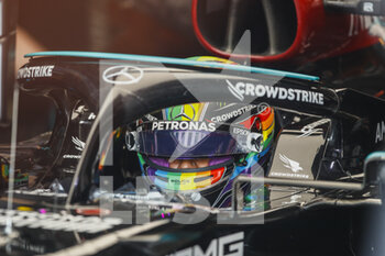 2021-11-19 - HAMILTON Lewis (gbr), Mercedes AMG F1 GP W12 E Performance, portrait during the Formula 1 Ooredoo Qatar Grand Prix 2021, 20th round of the 2021 FIA Formula One World Championship from November 19 to 21, 2021 on the Losail International Circuit, in Lusail, Qatar - FORMULA 1 OOREDOO QATAR GRAND PRIX 2021, 20TH ROUND OF THE 2021 FIA FORMULA ONE WORLD CHAMPIONSHIP - FORMULA 1 - MOTORS