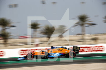 2021-11-20 - 03 RICCIARDO Daniel (aus), McLaren MCL35M, action during the Formula 1 Ooredoo Qatar Grand Prix 2021, 20th round of the 2021 FIA Formula One World Championship from November 19 to 21, 2021 on the Losail International Circuit, in Lusail, Qatar - FORMULA 1 OOREDOO QATAR GRAND PRIX 2021, 20TH ROUND OF THE 2021 FIA FORMULA ONE WORLD CHAMPIONSHIP - FORMULA 1 - MOTORS