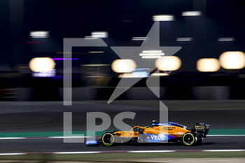 2021-11-20 - 04 NORRIS Lando (gbr), McLaren MCL35M, action during the Formula 1 Ooredoo Qatar Grand Prix 2021, 20th round of the 2021 FIA Formula One World Championship from November 19 to 21, 2021 on the Losail International Circuit, in Lusail, Qatar - FORMULA 1 OOREDOO QATAR GRAND PRIX 2021, 20TH ROUND OF THE 2021 FIA FORMULA ONE WORLD CHAMPIONSHIP - FORMULA 1 - MOTORS