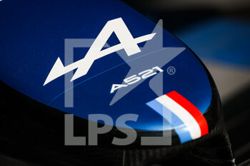 2021-11-20 - Alpine F1 A521, mechanical detail of front wing during the Formula 1 Ooredoo Qatar Grand Prix 2021, 20th round of the 2021 FIA Formula One World Championship from November 19 to 21, 2021 on the Losail International Circuit, in Lusail, Qatar - FORMULA 1 OOREDOO QATAR GRAND PRIX 2021, 20TH ROUND OF THE 2021 FIA FORMULA ONE WORLD CHAMPIONSHIP - FORMULA 1 - MOTORS