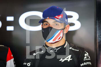 2021-11-20 - OCON Esteban (fra), Alpine F1 A521, portrait during the Formula 1 Ooredoo Qatar Grand Prix 2021, 20th round of the 2021 FIA Formula One World Championship from November 19 to 21, 2021 on the Losail International Circuit, in Lusail, Qatar - FORMULA 1 OOREDOO QATAR GRAND PRIX 2021, 20TH ROUND OF THE 2021 FIA FORMULA ONE WORLD CHAMPIONSHIP - FORMULA 1 - MOTORS