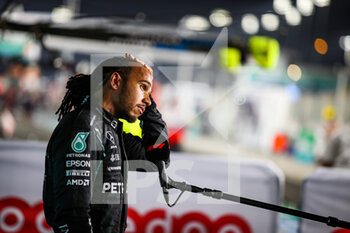2021-11-20 - HAMILTON Lewis (gbr), Mercedes AMG F1 GP W12 E Performance, portrait during the Formula 1 Ooredoo Qatar Grand Prix 2021, 20th round of the 2021 FIA Formula One World Championship from November 19 to 21, 2021 on the Losail International Circuit, in Lusail, Qatar - FORMULA 1 OOREDOO QATAR GRAND PRIX 2021, 20TH ROUND OF THE 2021 FIA FORMULA ONE WORLD CHAMPIONSHIP - FORMULA 1 - MOTORS