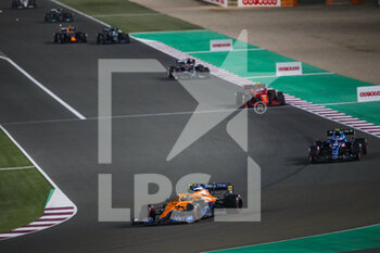2021-11-21 - 04 NORRIS Lando (gbr), McLaren MCL35M, 31 OCON Esteban (fra), Alpine F1 A521, action during the Formula 1 Ooredoo Qatar Grand Prix 2021, 20th round of the 2021 FIA Formula One World Championship from November 19 to 21, 2021 on the Losail International Circuit, in Lusail, Qatar - FORMULA 1 OOREDOO QATAR GRAND PRIX 2021, 20TH ROUND OF THE 2021 FIA FORMULA ONE WORLD CHAMPIONSHIP - FORMULA 1 - MOTORS