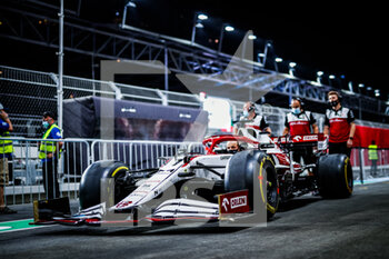 2021-12-02 - Alfa Romeo Racing ORLEN C41, pit stop practice during the Formula 1 stc Saudi Arabian Grand Prix 2021, 21th round of the 2021 FIA Formula One World Championship from December 3 to 5, 2021 on the Jeddah Corniche Circuit, in Jeddah, Saudi Arabia - FORMULA 1 STC SAUDI ARABIAN GRAND PRIX 2021, 21TH ROUND OF THE 2021 FIA FORMULA ONE WORLD CHAMPIONSHIP - FORMULA 1 - MOTORS