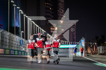 2021-12-02 - trackwalk GIOVINAZZI Antonio (ita), Alfa Romeo Racing ORLEN C41, portrait during the Formula 1 stc Saudi Arabian Grand Prix 2021, 21th round of the 2021 FIA Formula One World Championship from December 3 to 5, 2021 on the Jeddah Corniche Circuit, in Jeddah, Saudi Arabia - FORMULA 1 STC SAUDI ARABIAN GRAND PRIX 2021, 21TH ROUND OF THE 2021 FIA FORMULA ONE WORLD CHAMPIONSHIP - FORMULA 1 - MOTORS