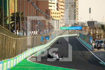 2021-12-03 - 07 RAIKKONEN Kimi (fin), Alfa Romeo Racing ORLEN C41, action during the Formula 1 stc Saudi Arabian Grand Prix 2021, 21th round of the 2021 FIA Formula One World Championship from December 3 to 5, 2021 on the Jeddah Corniche Circuit, in Jeddah, Saudi Arabia - FORMULA 1 STC SAUDI ARABIAN GRAND PRIX 2021, 21TH ROUND OF THE 2021 FIA FORMULA ONE WORLD CHAMPIONSHIP - FORMULA 1 - MOTORS