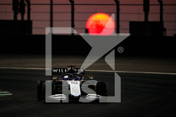 2021-12-03 - 63 RUSSELL George (gbr), Williams Racing F1 FW43B, action during the Formula 1 stc Saudi Arabian Grand Prix 2021, 21th round of the 2021 FIA Formula One World Championship from December 3 to 5, 2021 on the Jeddah Corniche Circuit, in Jeddah, Saudi Arabia - FORMULA 1 STC SAUDI ARABIAN GRAND PRIX 2021, 21TH ROUND OF THE 2021 FIA FORMULA ONE WORLD CHAMPIONSHIP - FORMULA 1 - MOTORS