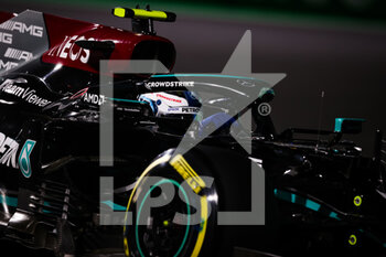 2021-12-04 - 77 BOTTAS Valtteri (fin), Mercedes AMG F1 GP W12 E Performance, action during the Formula 1 stc Saudi Arabian Grand Prix 2021, 21th round of the 2021 FIA Formula One World Championship from December 3 to 5, 2021 on the Jeddah Corniche Circuit, in Jeddah, Saudi Arabia - FORMULA 1 STC SAUDI ARABIAN GRAND PRIX 2021, 21TH ROUND OF THE 2021 FIA FORMULA ONE WORLD CHAMPIONSHIP - FORMULA 1 - MOTORS